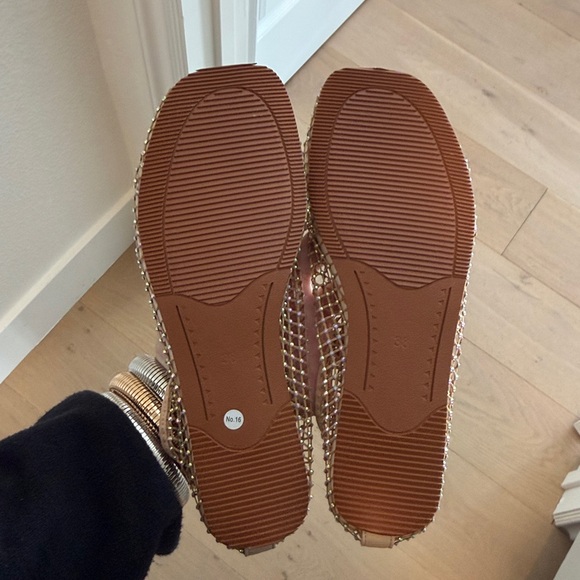 Sequins Shoes - Picture 2 of 2